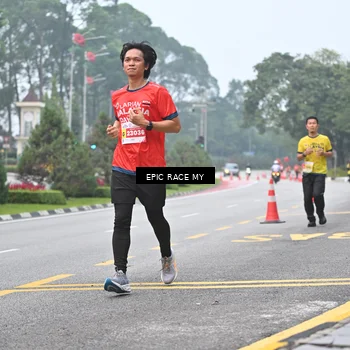 Runner Photo 7031645