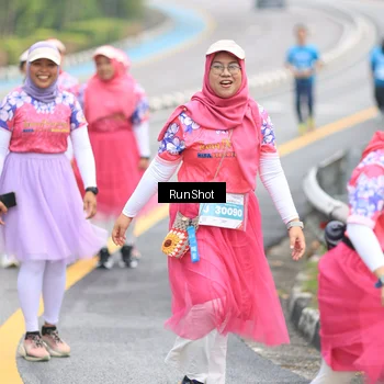 Runner Photo 7031649