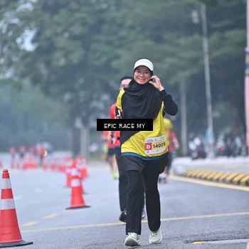 Runner Photo 7031685