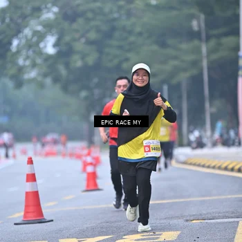 Runner Photo 7031691