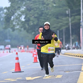 Runner Photo 7031693