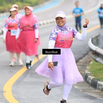 Runner Photo 7031697