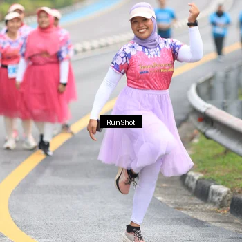 Runner Photo 7031699