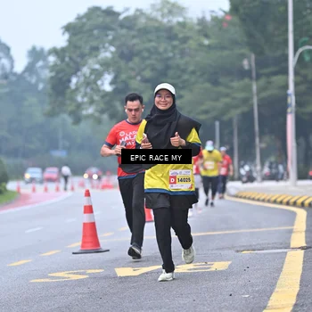 Runner Photo 7031703