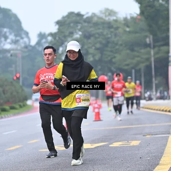 Runner Photo 7031707