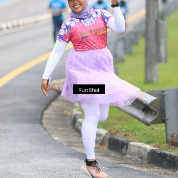 Runner Photo 7031713