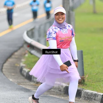 Runner Photo 7031715