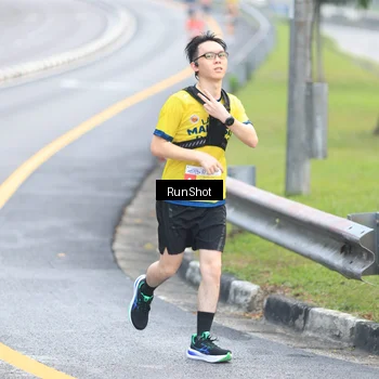 Runner Photo 7031728