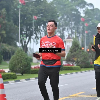 Runner Photo 7031734