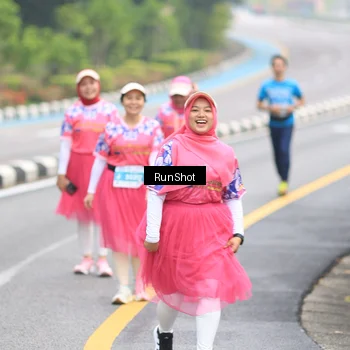 Runner Photo 7031735