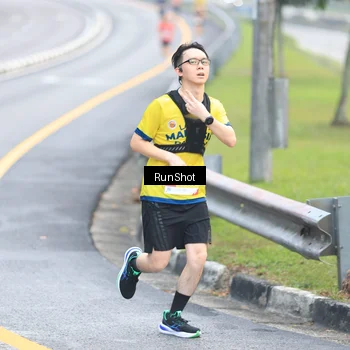 Runner Photo 7031737