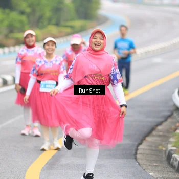Runner Photo 7031740