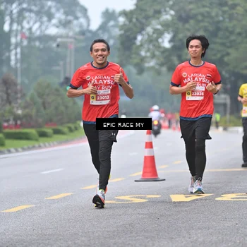 Runner Photo 7031742