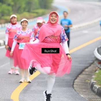 Runner Photo 7031746