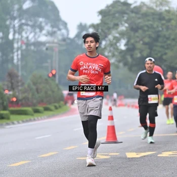 Runner Photo 7031762