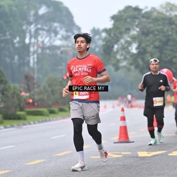 Runner Photo 7031767