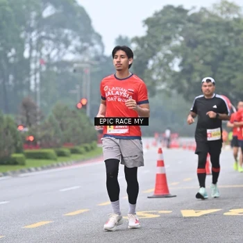 Runner Photo 7031768