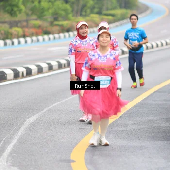 Runner Photo 7031779