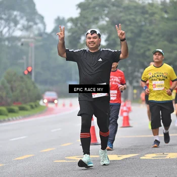 Runner Photo 7031781