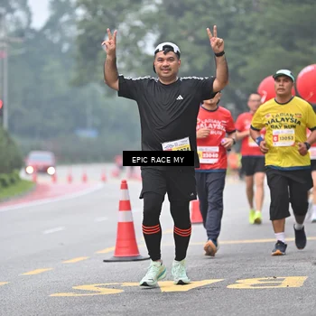 Runner Photo 7031782