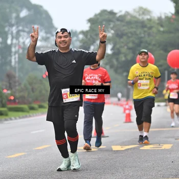 Runner Photo 7031786