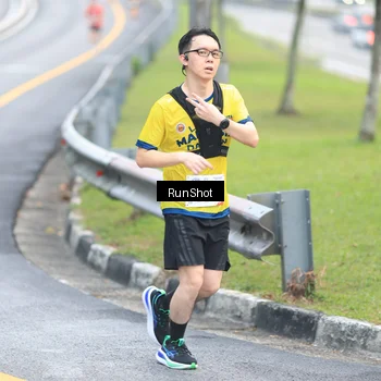 Runner Photo 7031791