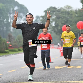 Runner Photo 7031793