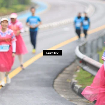 Runner Photo 7031801