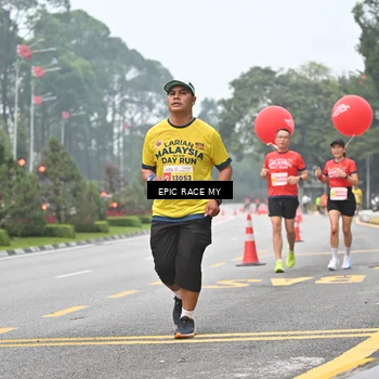 Runner Photo 7031813