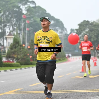 Runner Photo 7031823