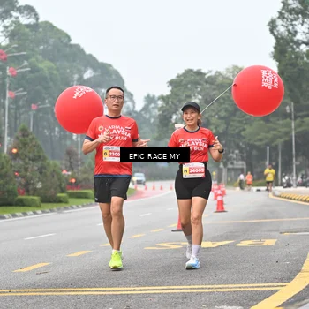 Runner Photo 7031835