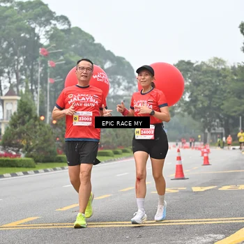 Runner Photo 7031842