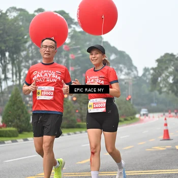 Runner Photo 7031850