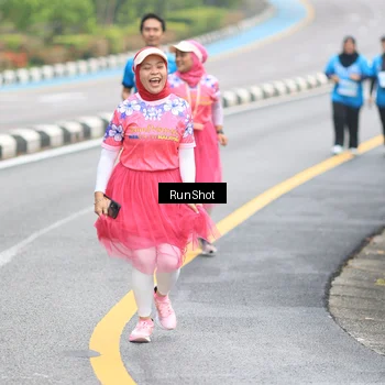 Runner Photo 7031851