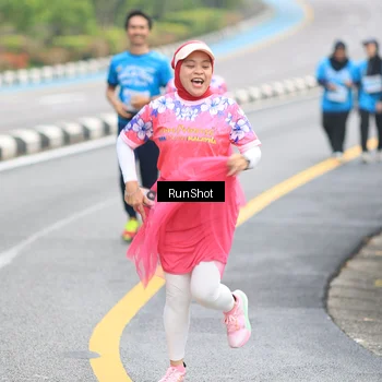 Runner Photo 7031859
