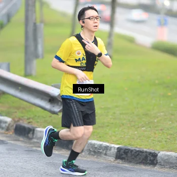 Runner Photo 7031863