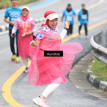 Runner Photo 7031875