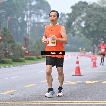 Runner Photo 7031877