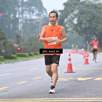 Runner Photo 7031881