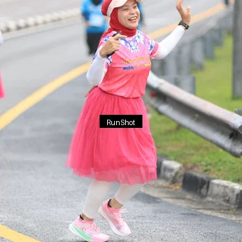 Runner Photo 7031886
