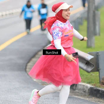 Runner Photo 7031892