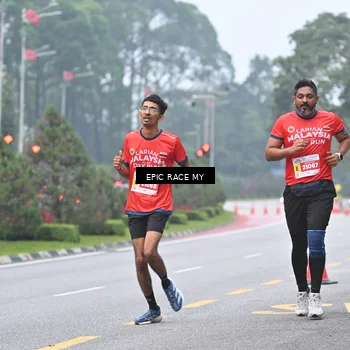 Runner Photo 7031900