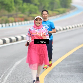 Runner Photo 7031904