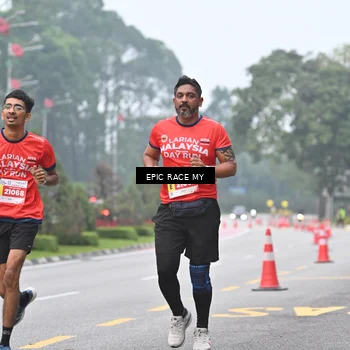 Runner Photo 7031906