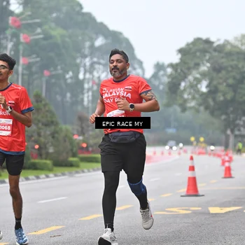 Runner Photo 7031908