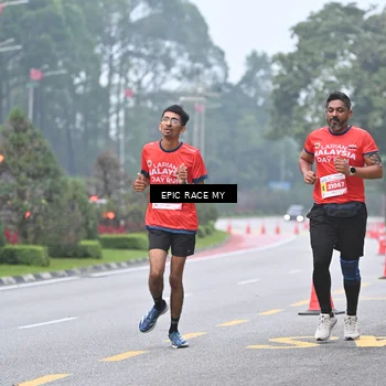 Runner Photo 7031909