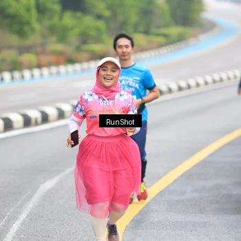 Runner Photo 7031911