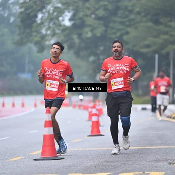 Runner Photo 7031913