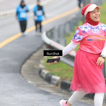 Runner Photo 7031914