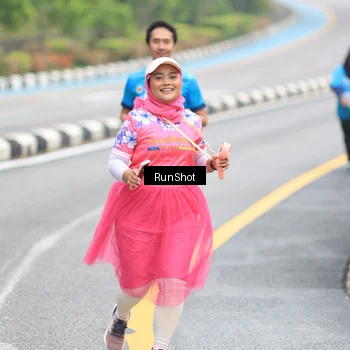 Runner Photo 7031918
